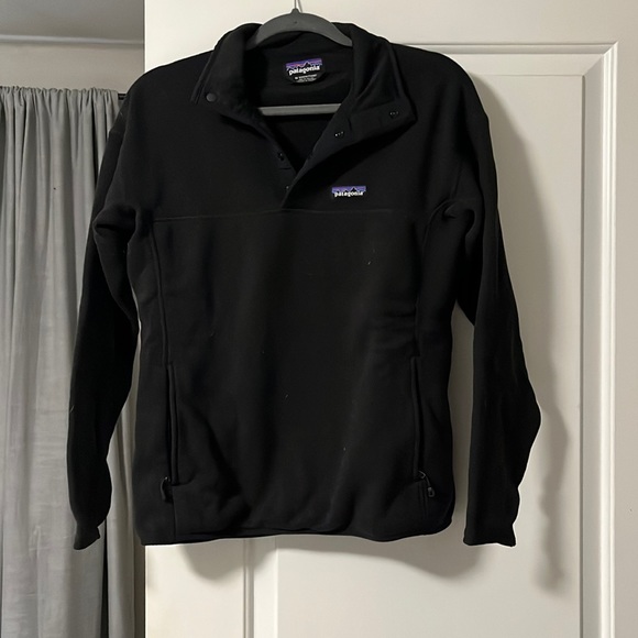 Patagonia Sweaters - Perfect condition better sweater!